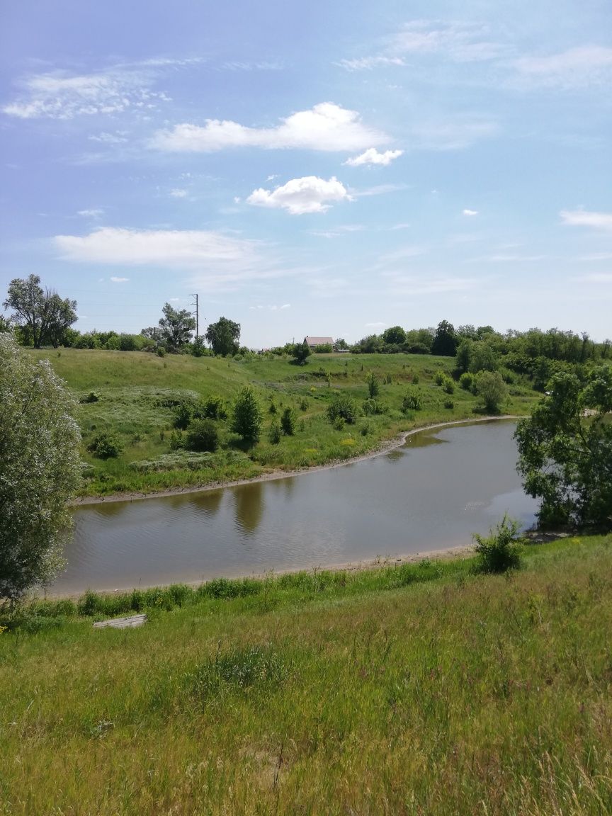 Земельна ділянка с. Бориси. 4км від Василькова. Мальовниче місце. 25 с