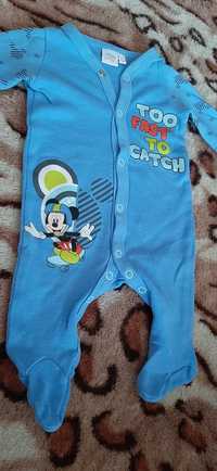 Śpioszki - Disney baby r. 56.