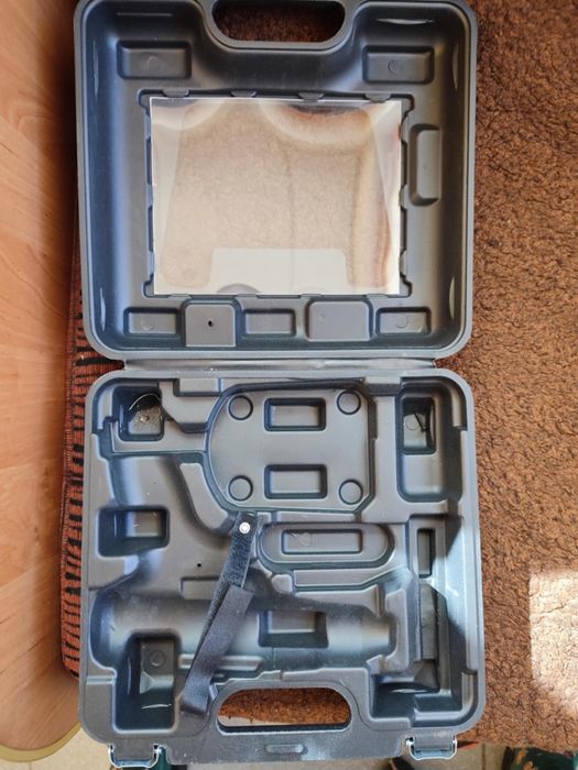 Walizka od wkrętarki ferrex 12 v