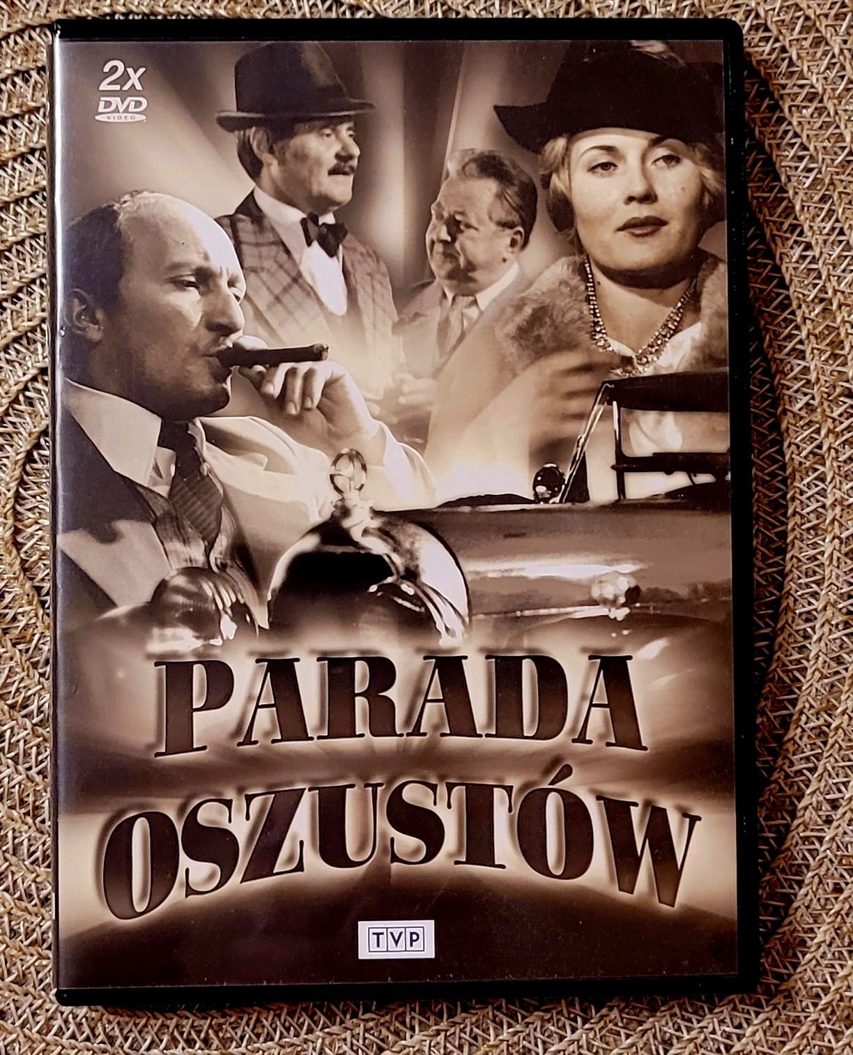 Parada oszustów- serial dvd