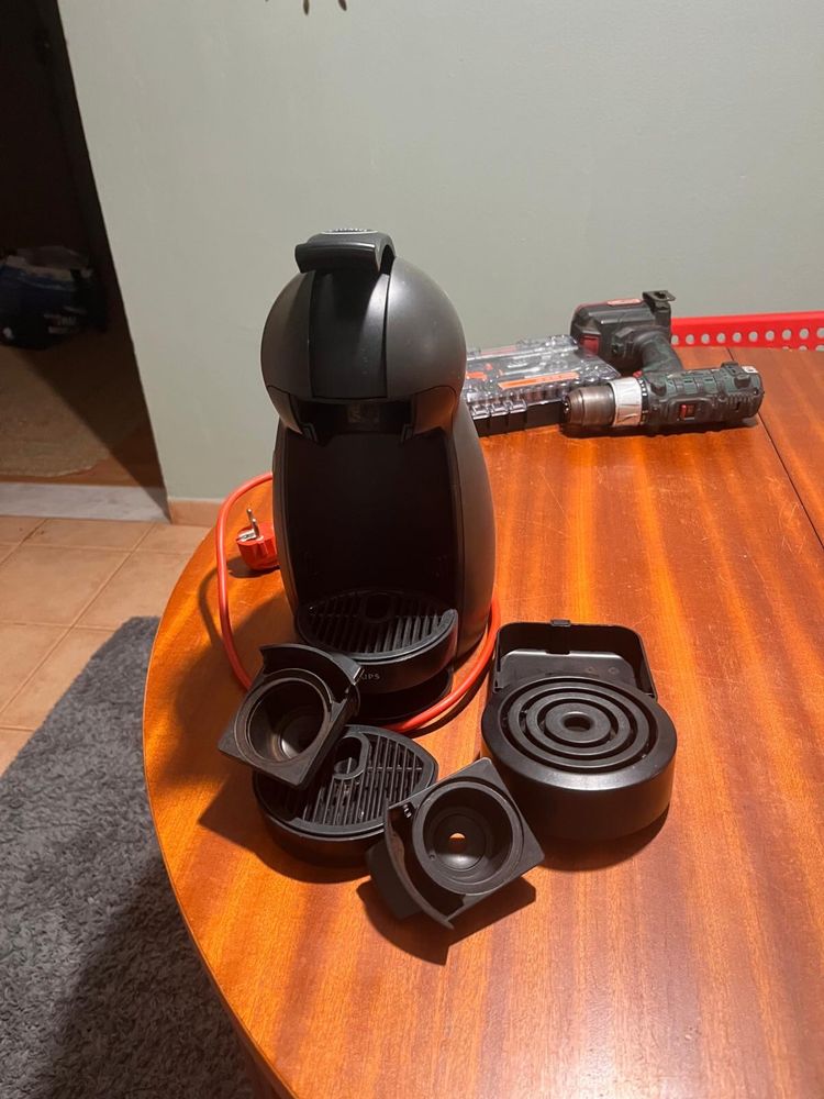 Maquina de cafe dolce gusto
