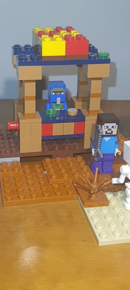 Zestaw lego oryginal minecraft punkt handlowy 21167