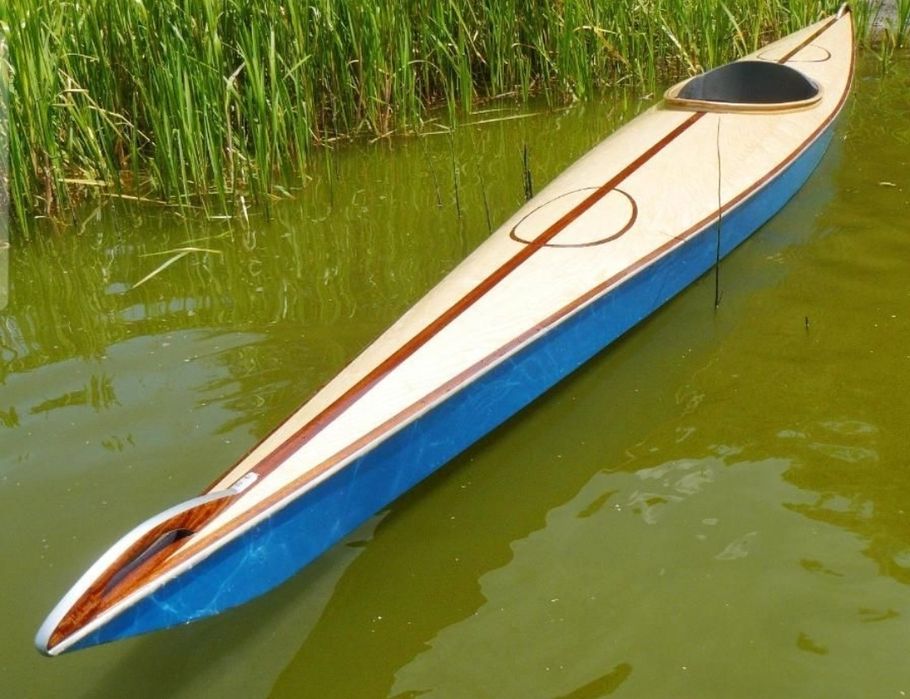 Байдарка з електроприводом Cajman