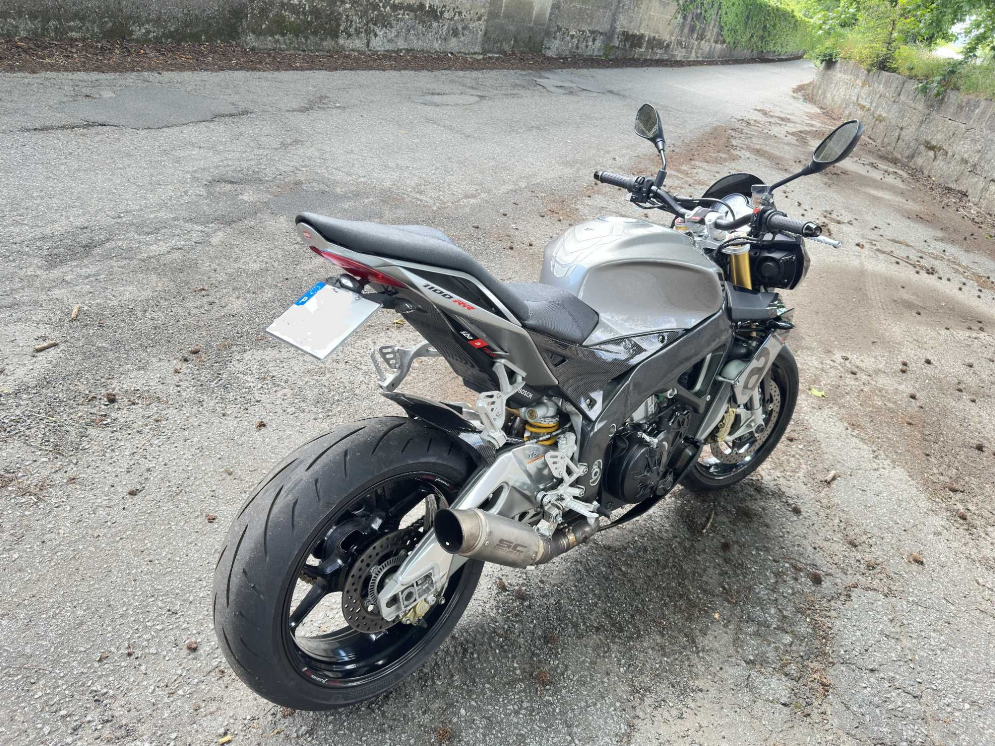 Aprilia Tuono V4 1100 RR 2016