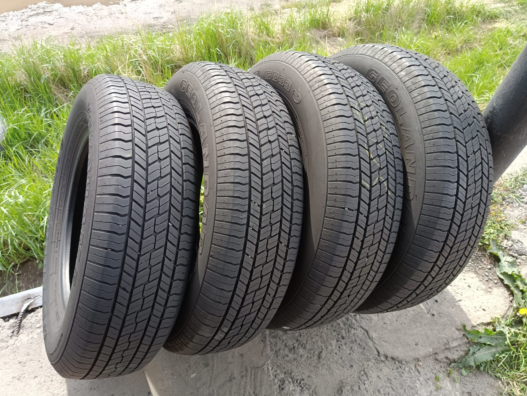 Літні шини Yokohama 215/70 R16 резина Р16