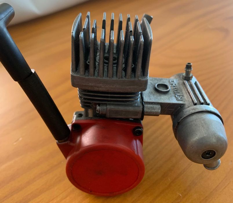 Motor Kyosho GT Nitro RC – Usado