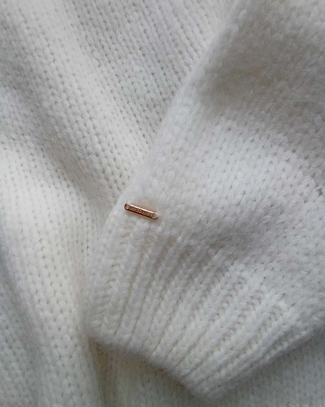 Sweter Anva Le collet