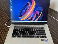 Laptop Huawei matebook D15