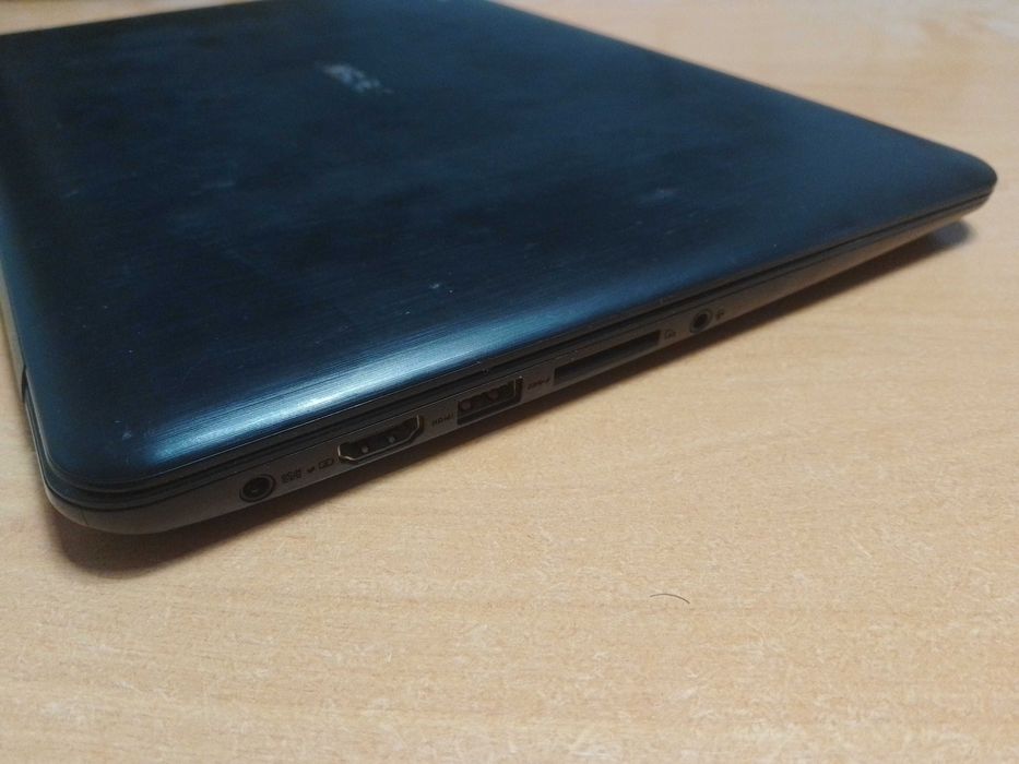 Portatil ASUS C300 13"