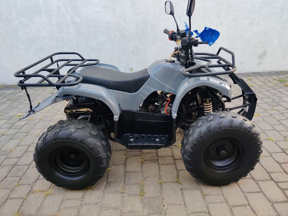 Дитячий квадроцикл 125 кубів в хорошому стані