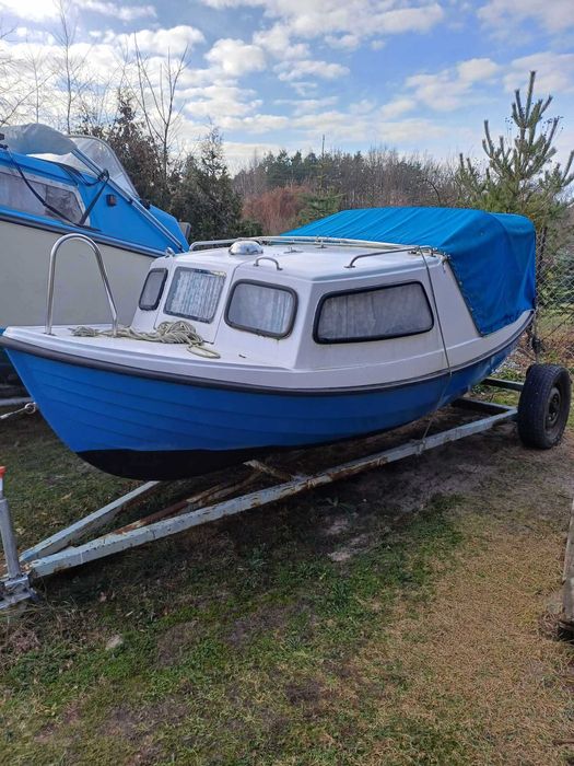 Łódź motorowa Crescent 7.5 KM