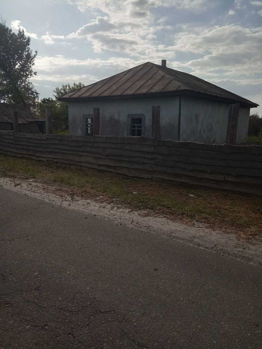 Недорого продам будинок з гарною ділянкою с.Кулажинці вул.Центральна!