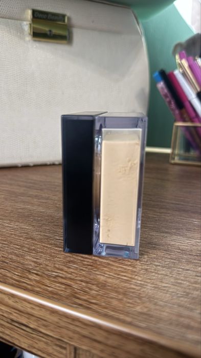 Пудра від Hudabeauty