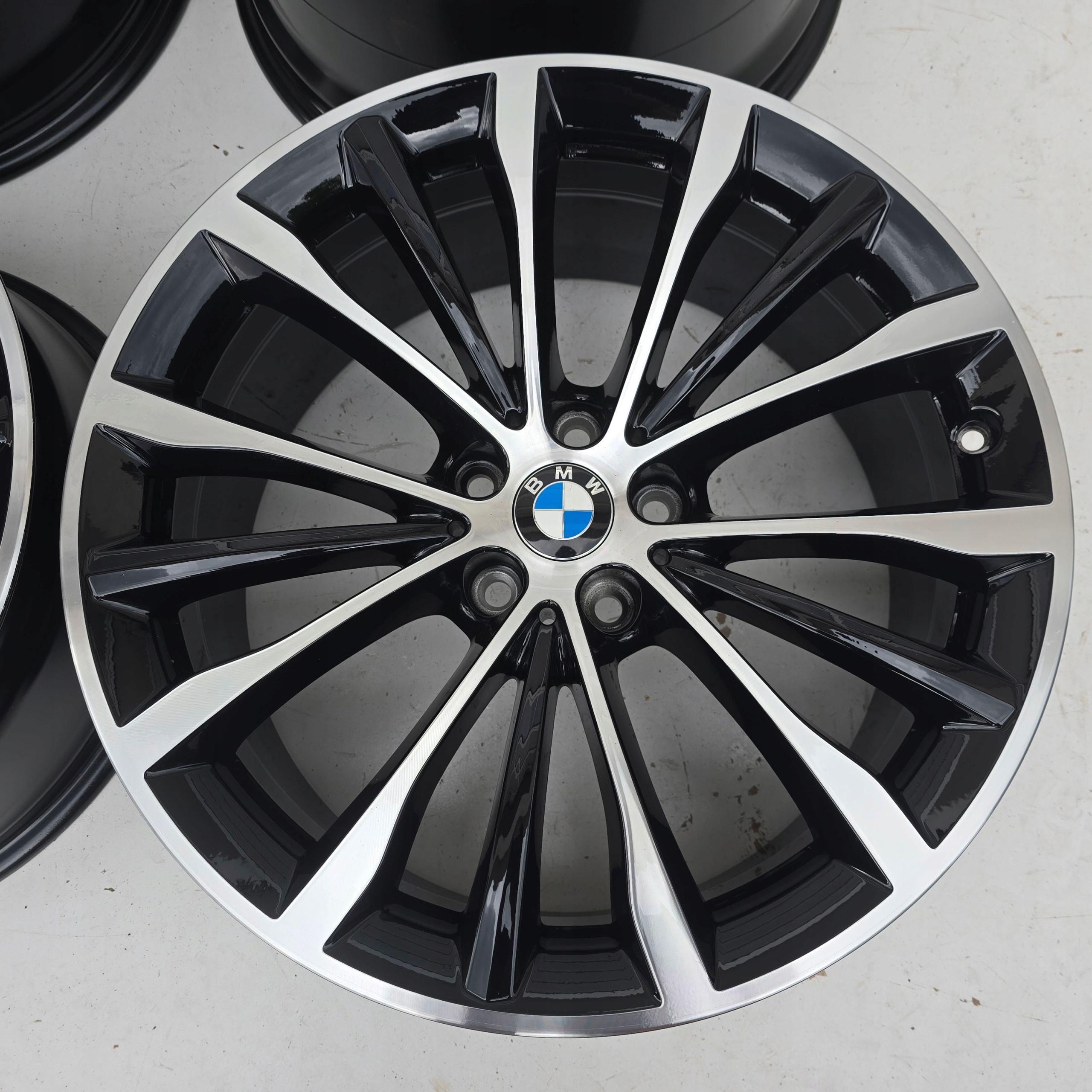 BMW 5 G30 G31 G20 G21 WZ 662M 5x112 19'' IS30 IS44 4X
