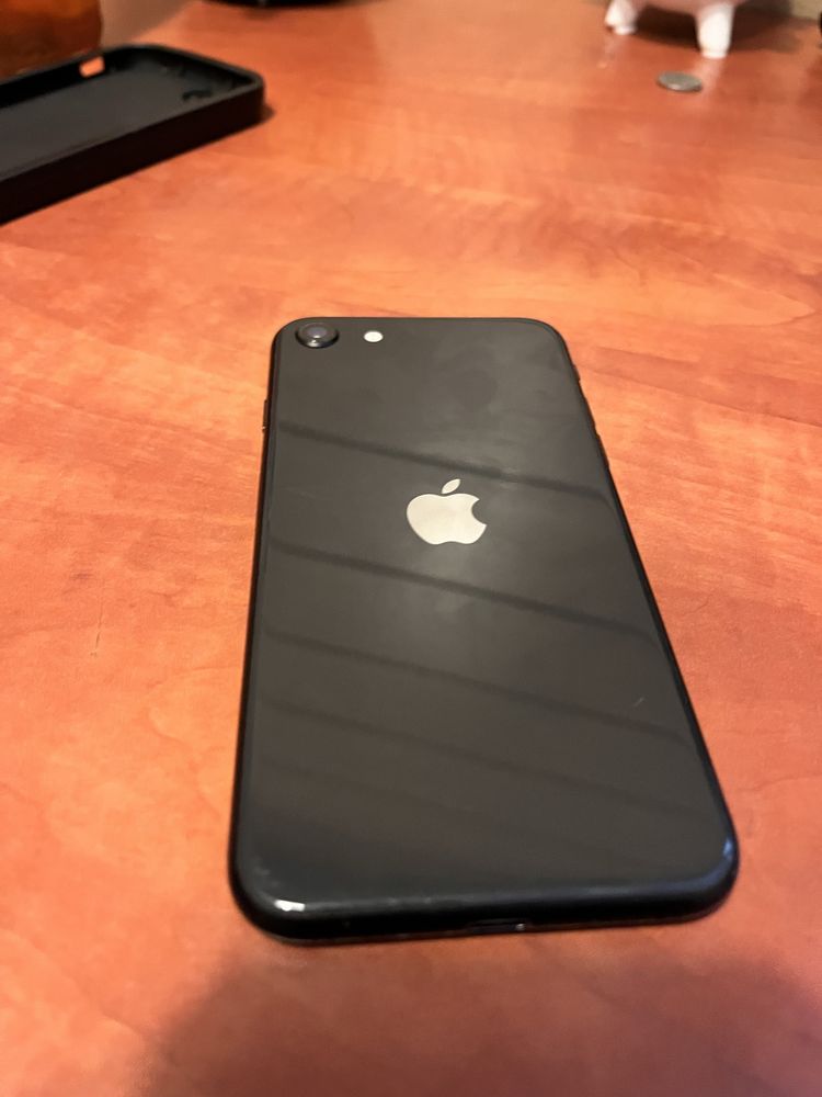Iphone se2gen, cena do negocjacji