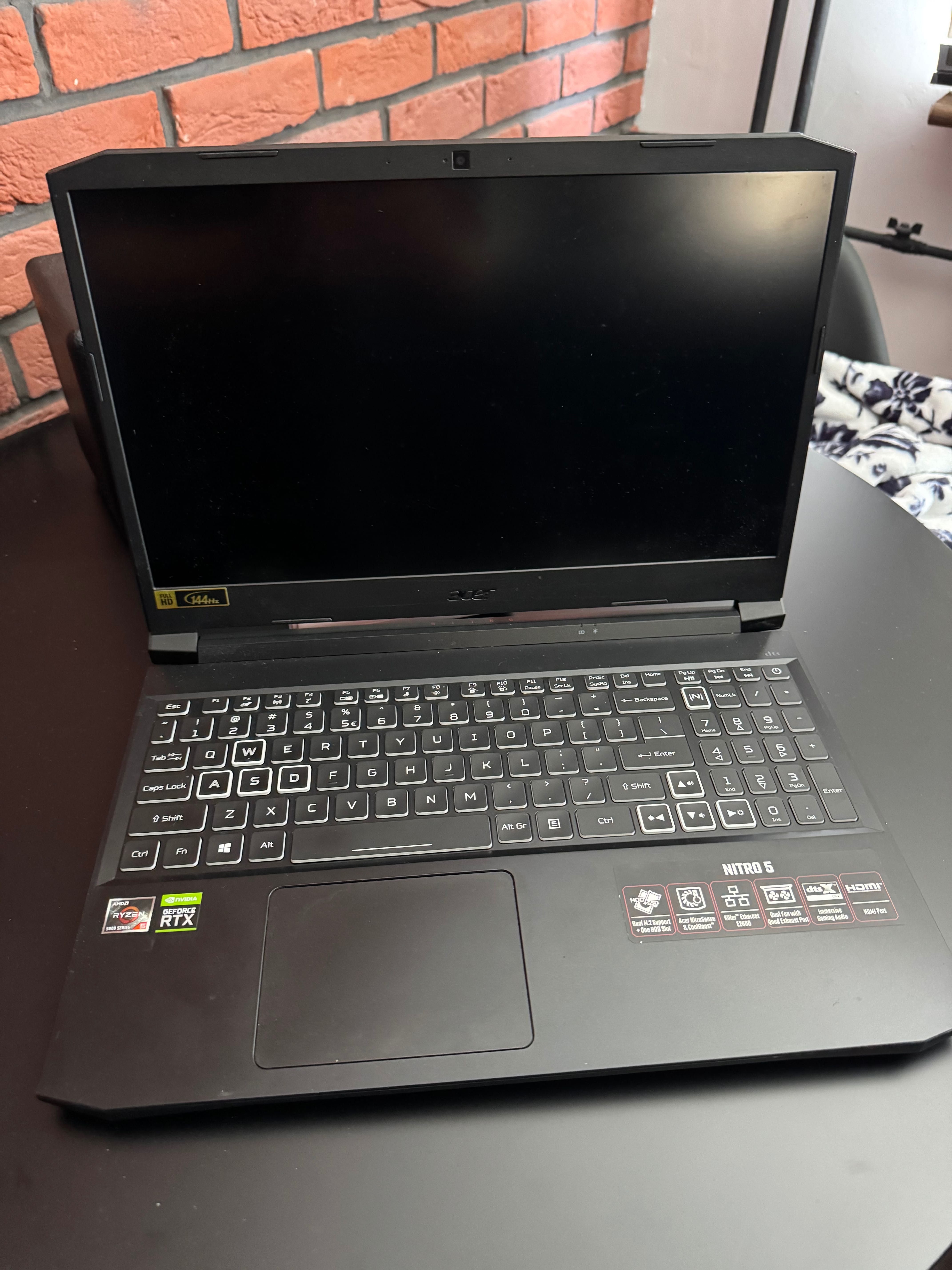 Acer Nitro 5 rtx 3060/ryzen5600/560ssd/16gb RAM