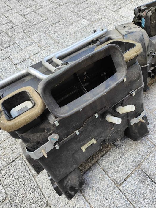 Caixa de ar condicionado Mercedes w202