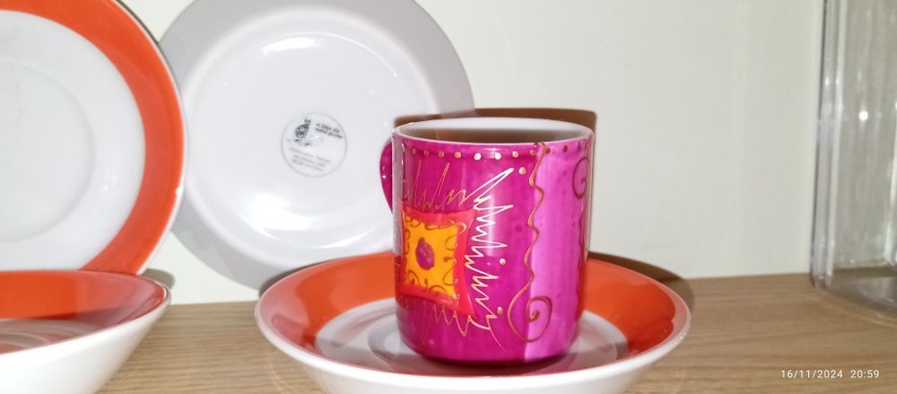 Chávena de café +pires o Gato Preto