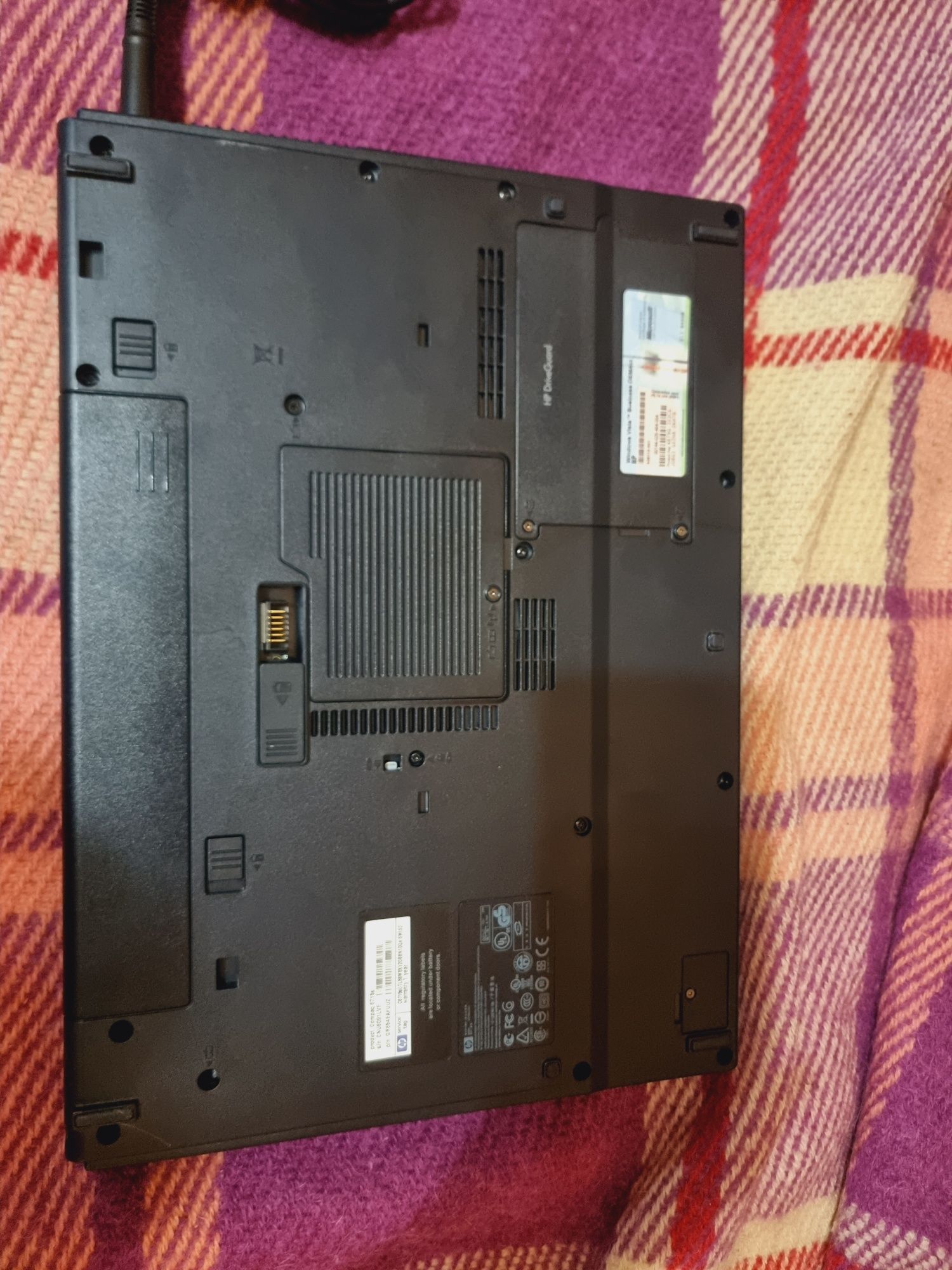 Ноутбук HP Compaq 6715s