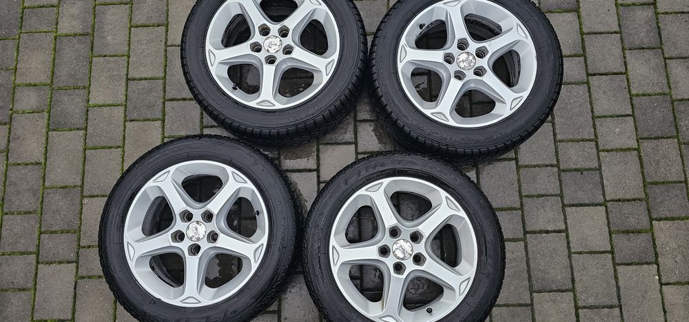 Felgi aluminiowe z oponami zimowymi ford mondeo