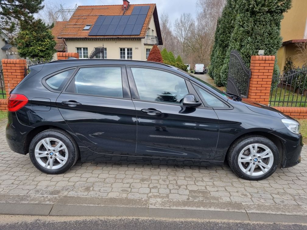 BMW 218d 2017 Bogata wersja tylko 155.tys km super stan ASO