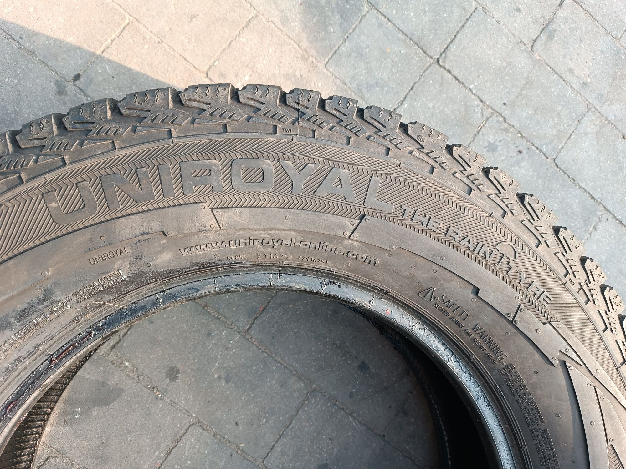 215/75R16C Uniroyal Snow Max 2 opona pojedynka