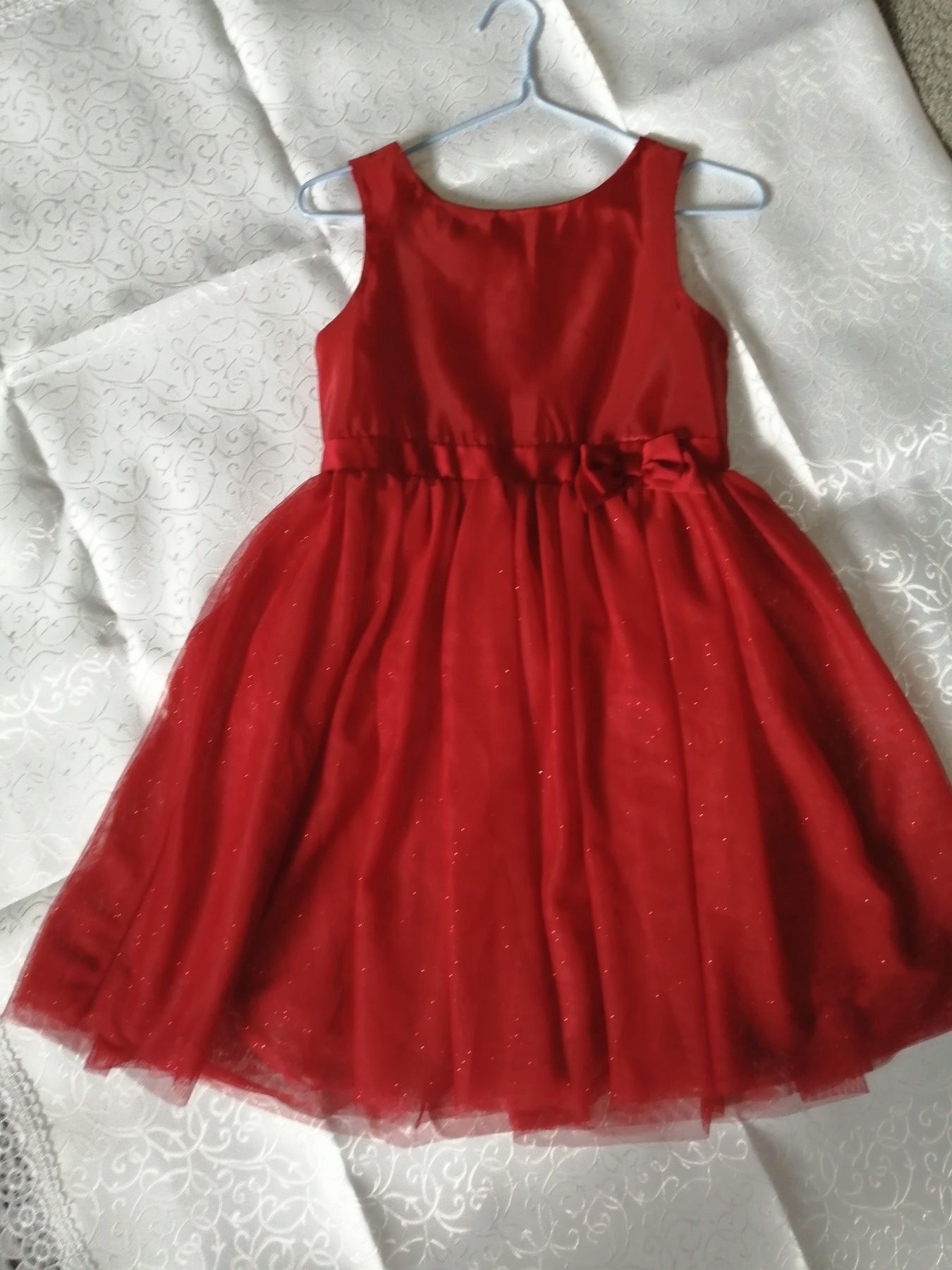 Плаття на дівчинку святкова сукня