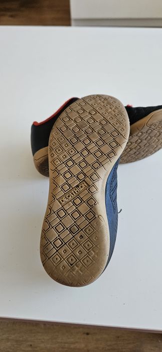 Buty do piłki halówki decathlon rozmiar 28