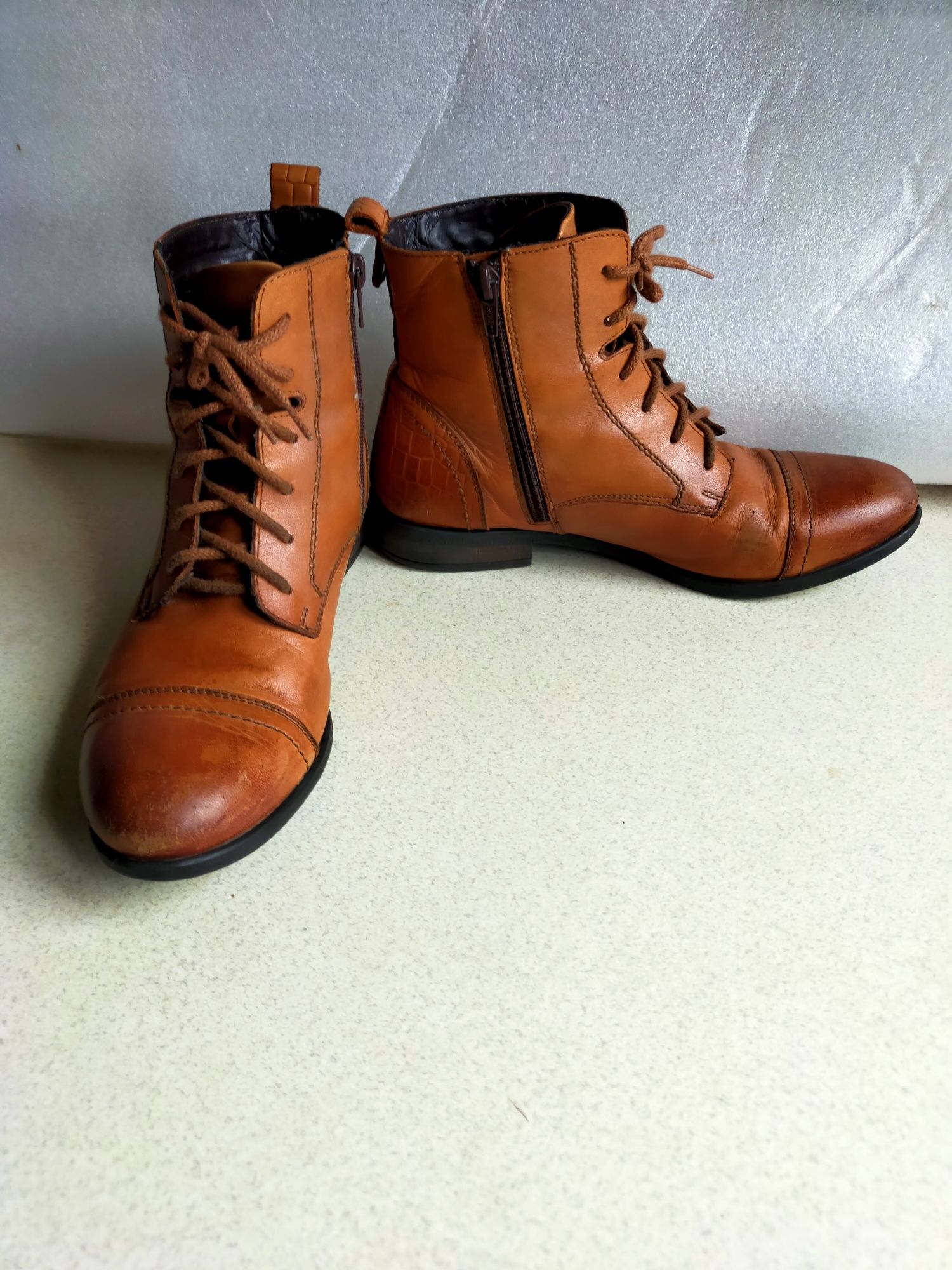 Buty kozaki trapery Lasocki skórzane 39