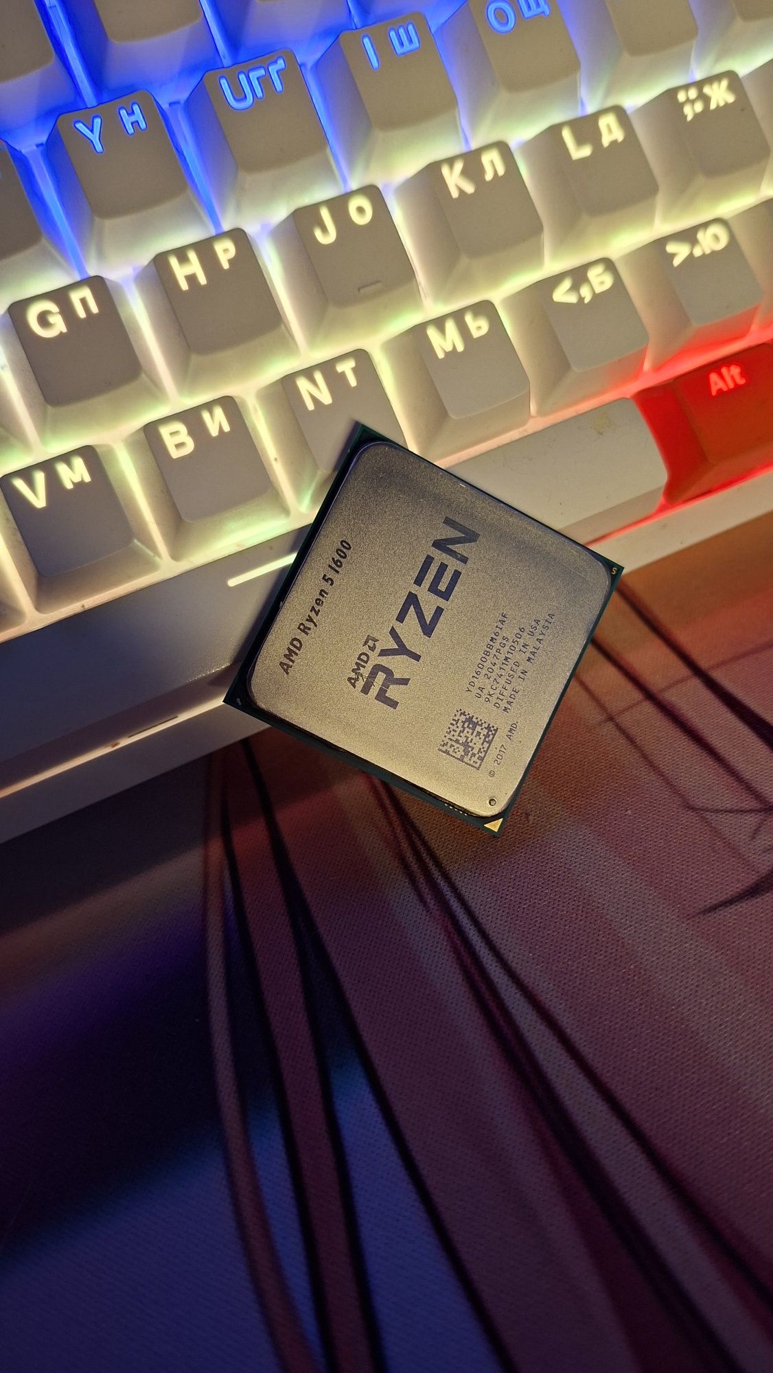 Процессор RYZEN 5 1600