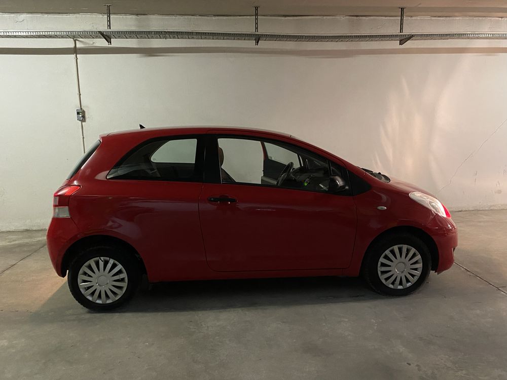 Toyota yaris 2010