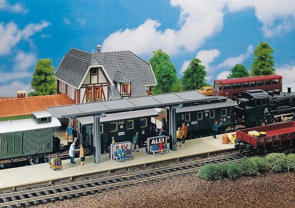 Faller - Peron dworca kolejowego - H0 1:87 - 120106