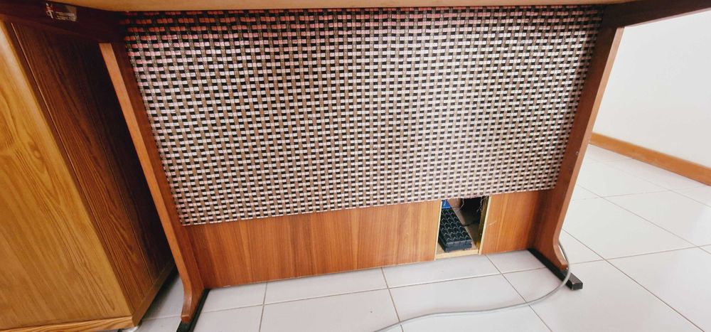 Vintage Órgão Elka Capri 101 Combo, 1976, fabricado em Itália.