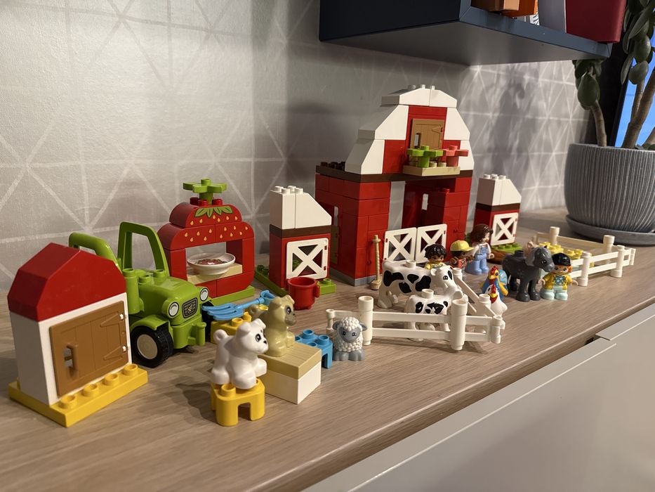 LEGO Duplo 10952 Stodoła, traktor i zwierzęta gospodarskie