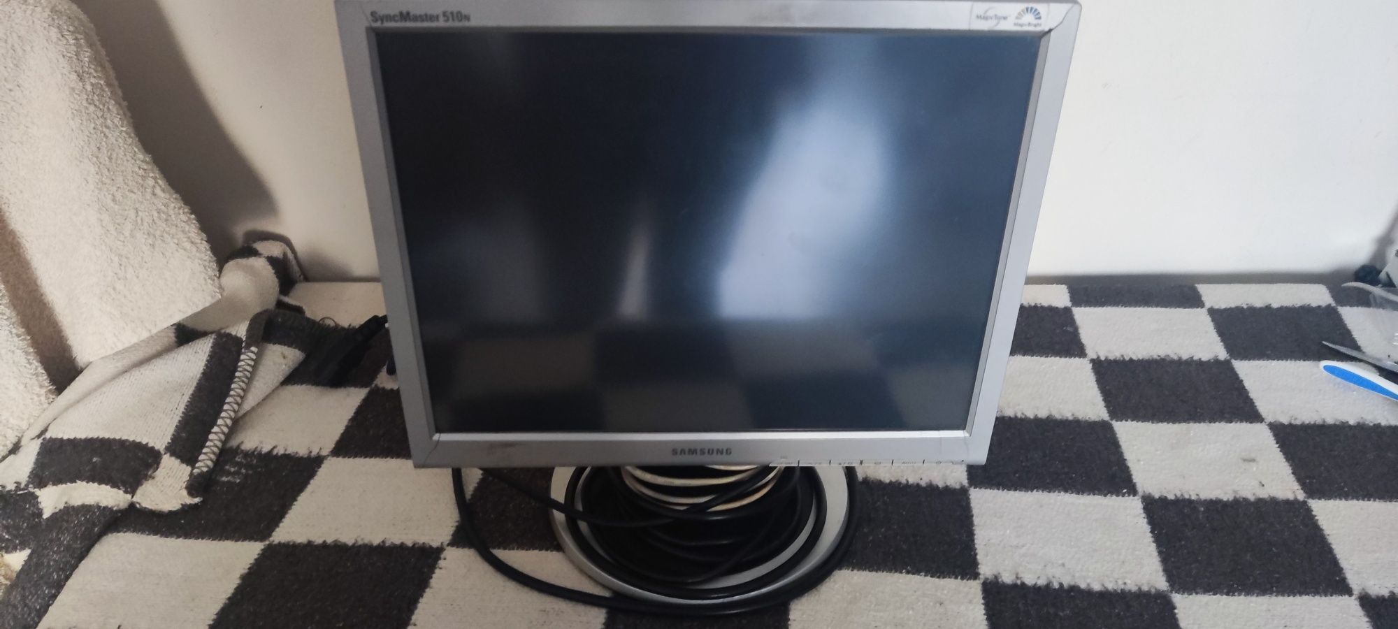 Monitor Samsung 15"