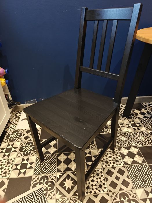 Stół okrągły IKEA GAMLARED + 2 krzesła STEFAN, czarne drewno, zestaw