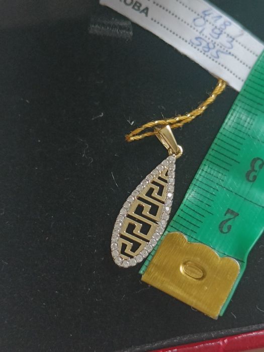 Wisiorek wzór grecki