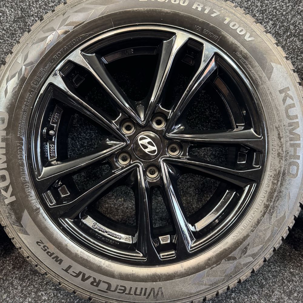 Диски Б/У разом з резиною 7R17 5x114.3 ET43.5 Dia67.1 KH227017 B