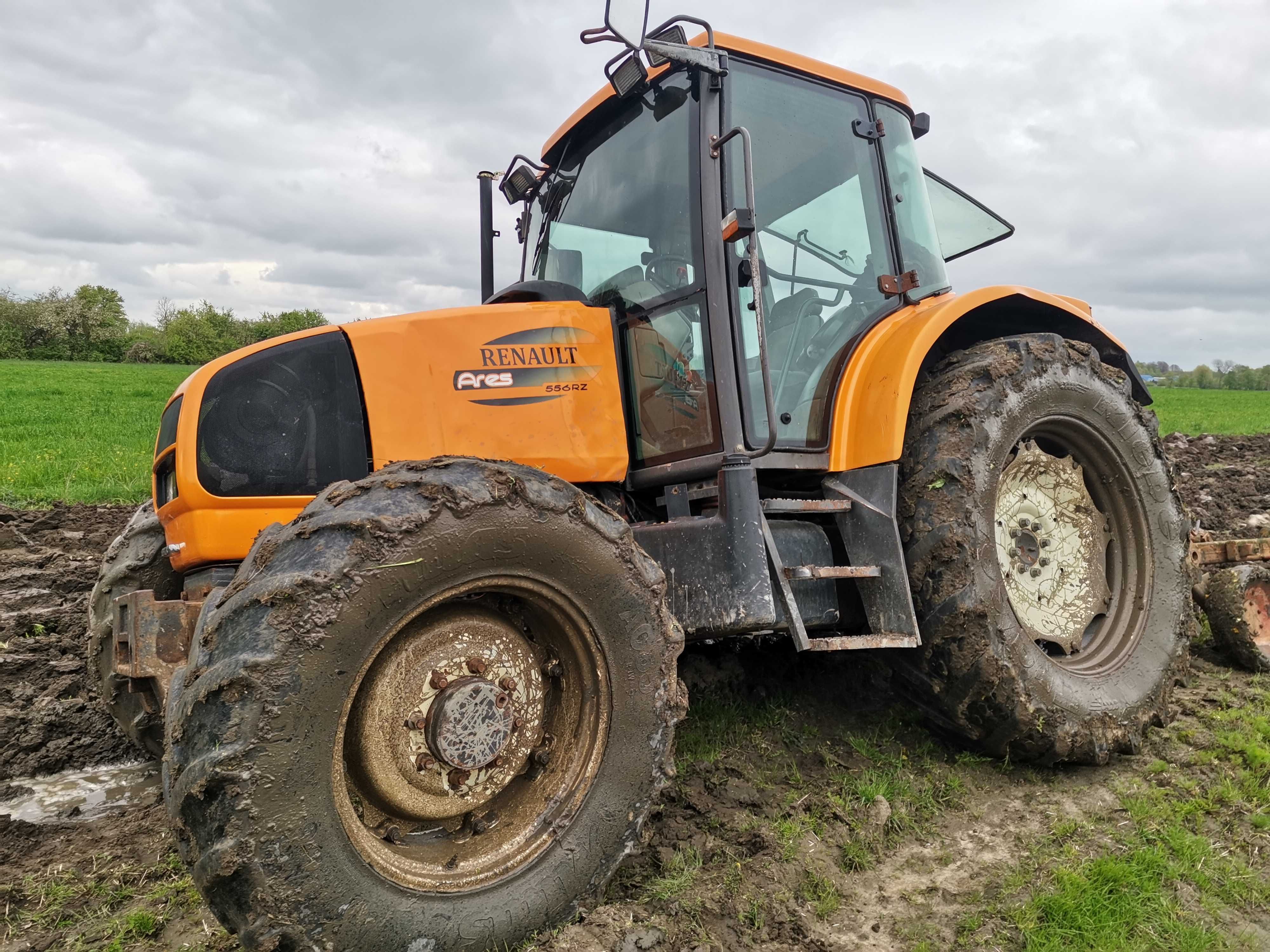 Renault Ares 556 silnikJohn Deere Rewers Elektrohydrauliczny 4POŁÓWKI