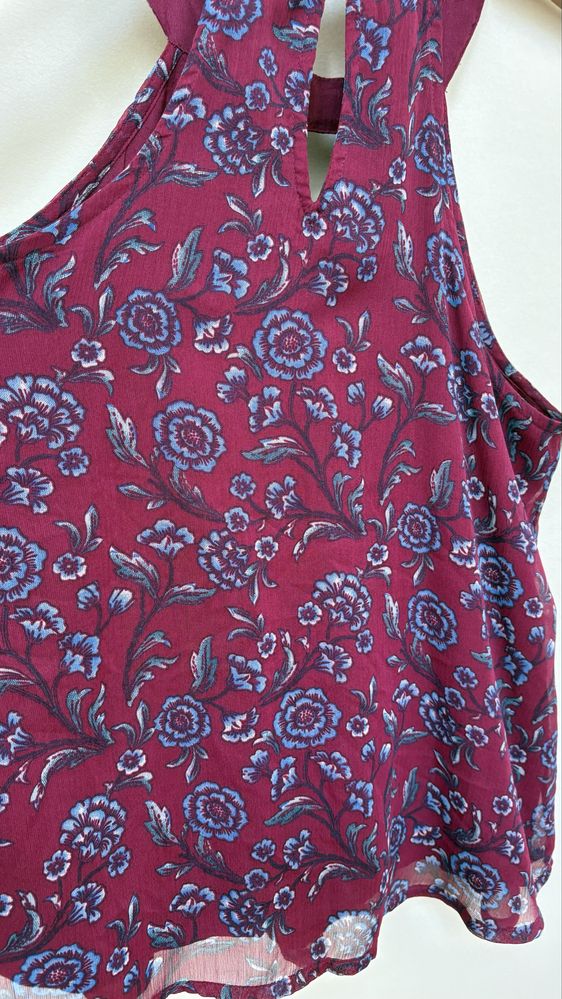 Blusa Abercrombie & Fitch muito elegante