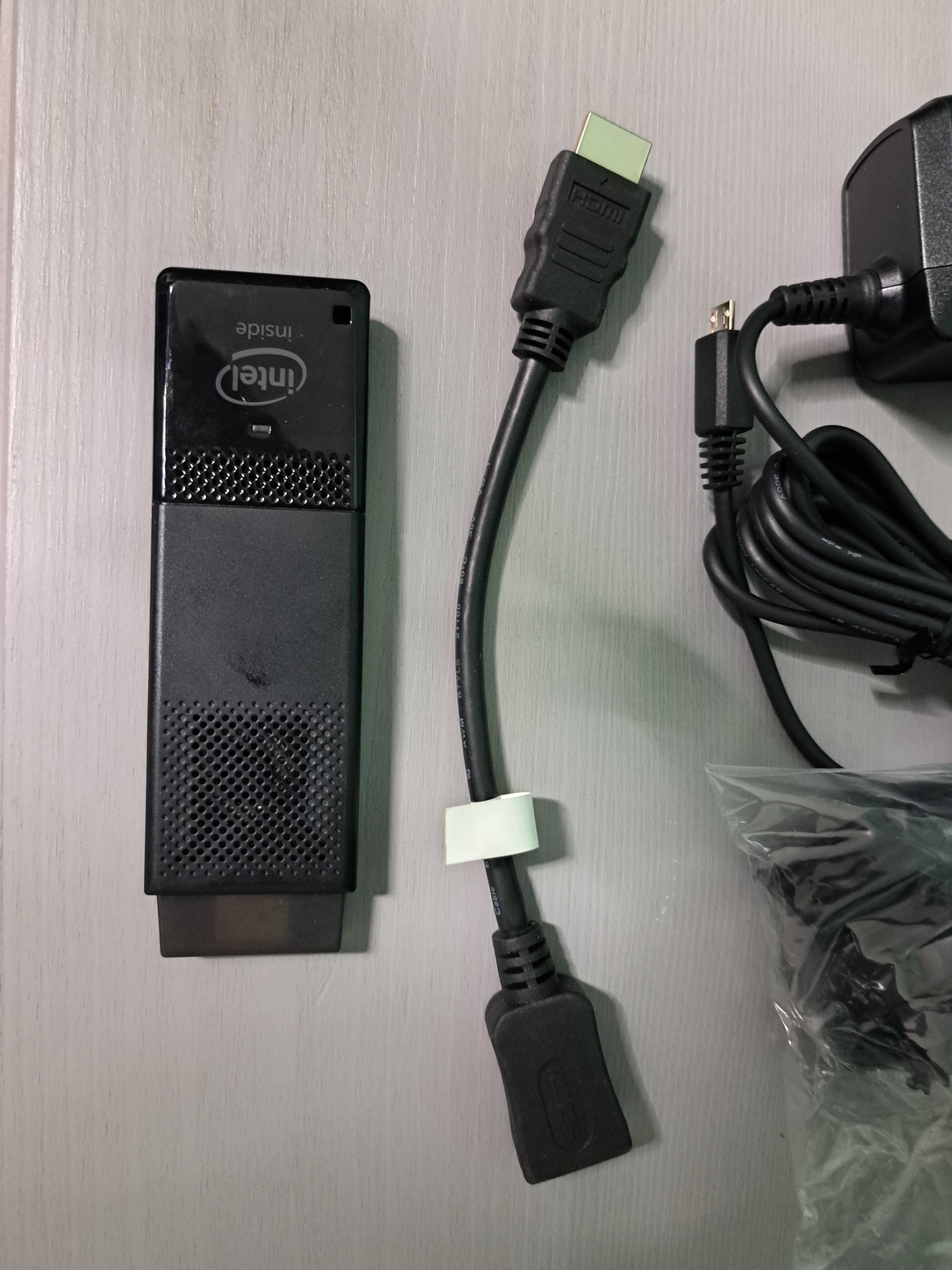Komputer Intel Compute Stick STK1AW32SC #2
