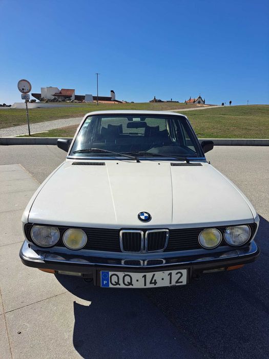 BMW 520i 2.0 (E28)