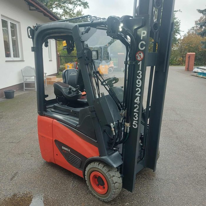 Linde E12 triplex stan bardzo dobry wózek widłowy elektryczny