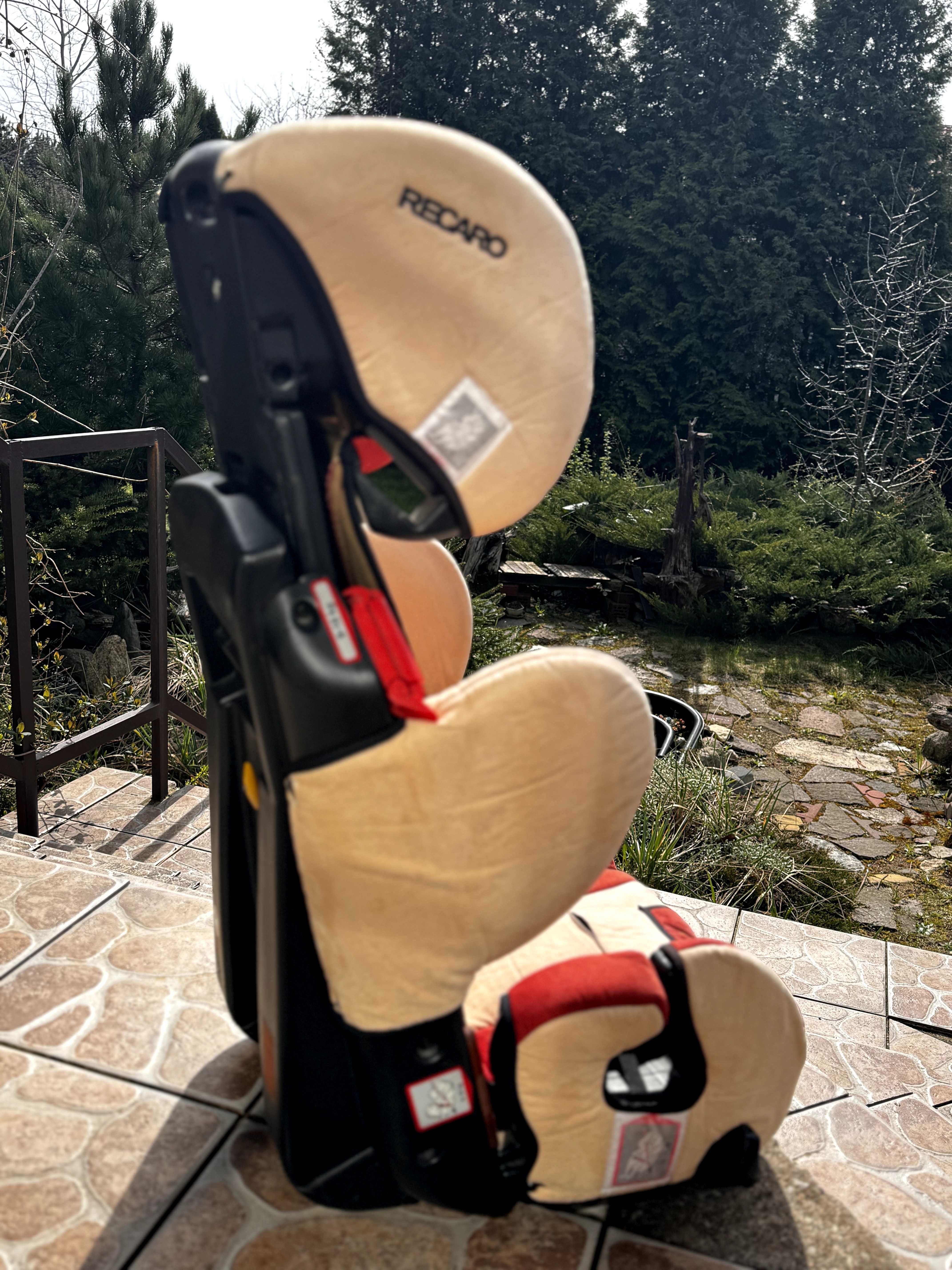 Fotelik samochodowy Recaro Young Sport 36 kg - bardzo dobry stan