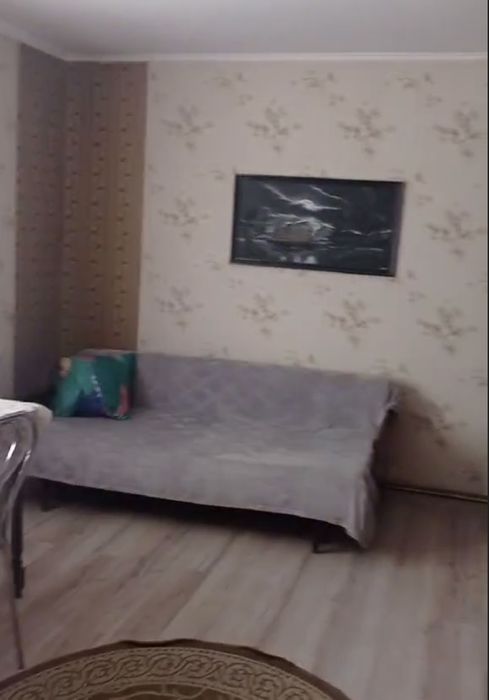 Здається двох кімнатна Ілони Зріні.Центр.