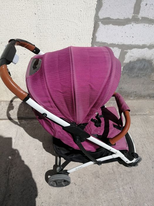 Прогулянкова коляска