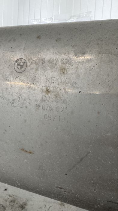 Вихлопна труба бмв g20 глушник каталізатор резонатор бмв заслонув