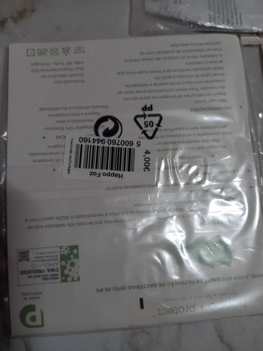4 Máscaras sociais em tecido - Marcas diferentes