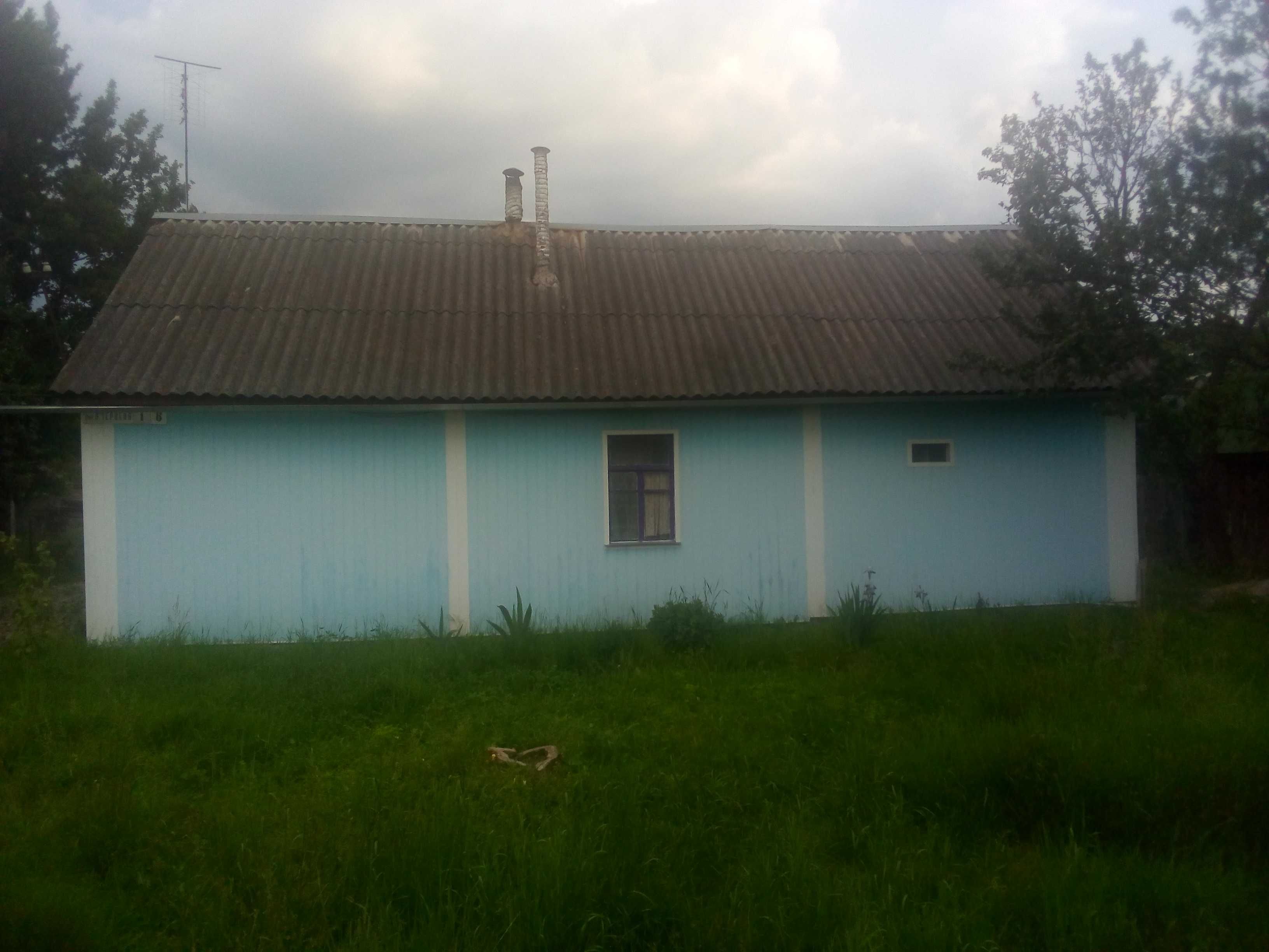 Продаю невеликий будинок (р-он Коростень- Подільський)