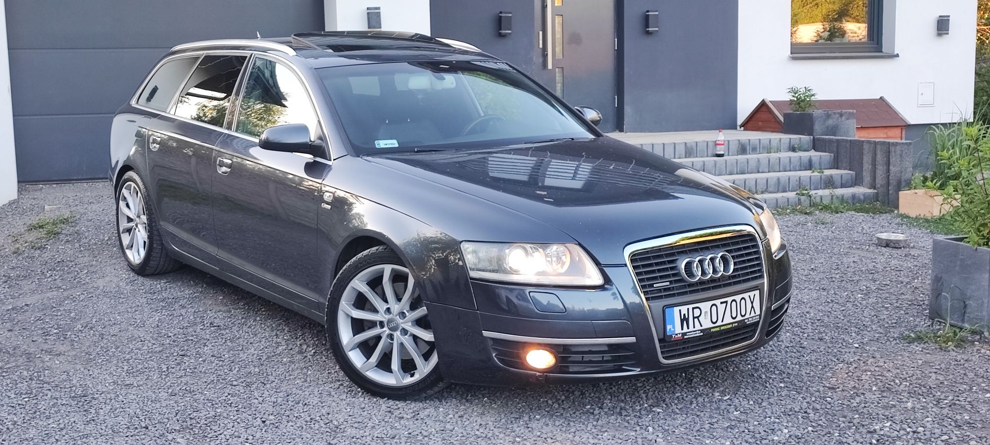 Audi A6 3.0 233  , Quattro , Automat ,Alu , Xenon  .